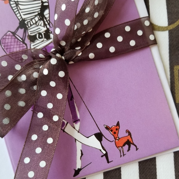 ❗Henri Bendel Illustrator Izak Zenou Bendel Girl Notecards and Envelope Set❗ - Picture 2 of 3